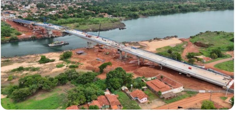 Ponte JK na reta final.
