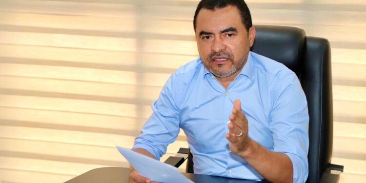 Aumento da água vira alvo do governo.