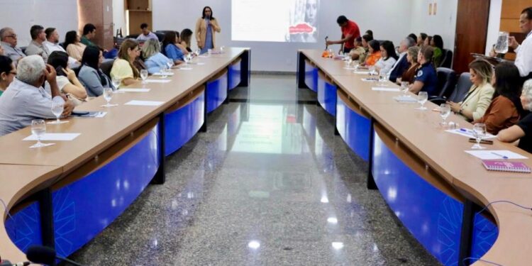 violência contra a mulher e de prevenção ao feminicídio.