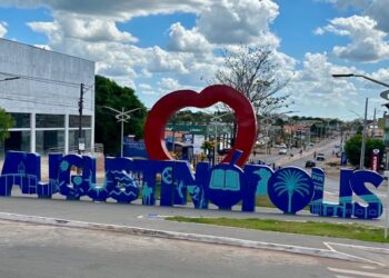 Bico do Papagaio ganha nova sinalização.