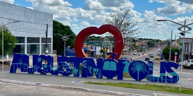 Bico do Papagaio ganha nova sinalização.