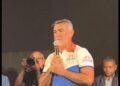 Amélio Cayres, colocou um prazo decisivo para definir seu futuro político.