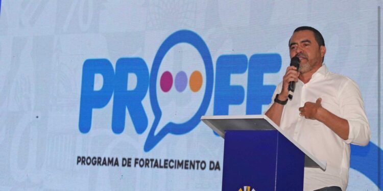 Bico do Papagaio com foco na educação.