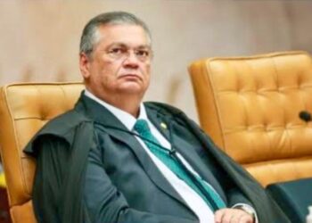Flávio Dino, veta saque em dinheiro de emendas parlamentares.