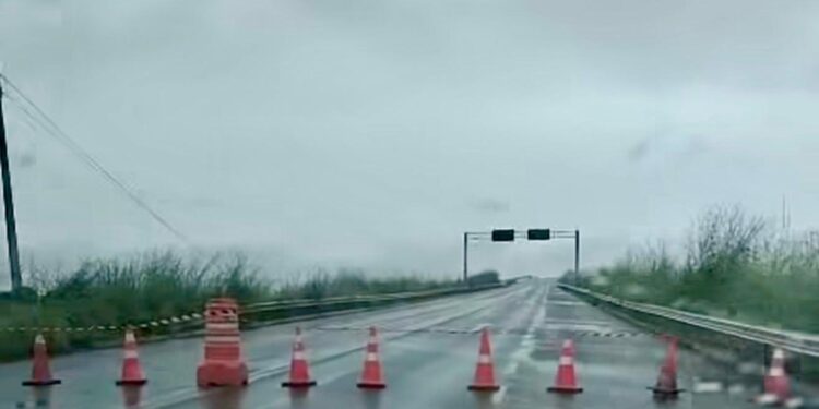 Ponte interditada.