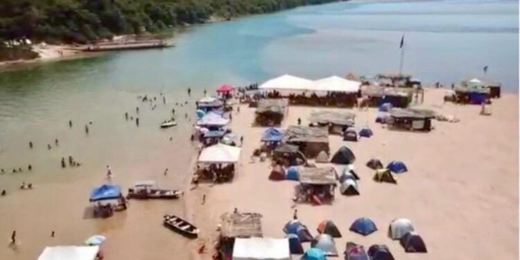 Praia de guaraí.